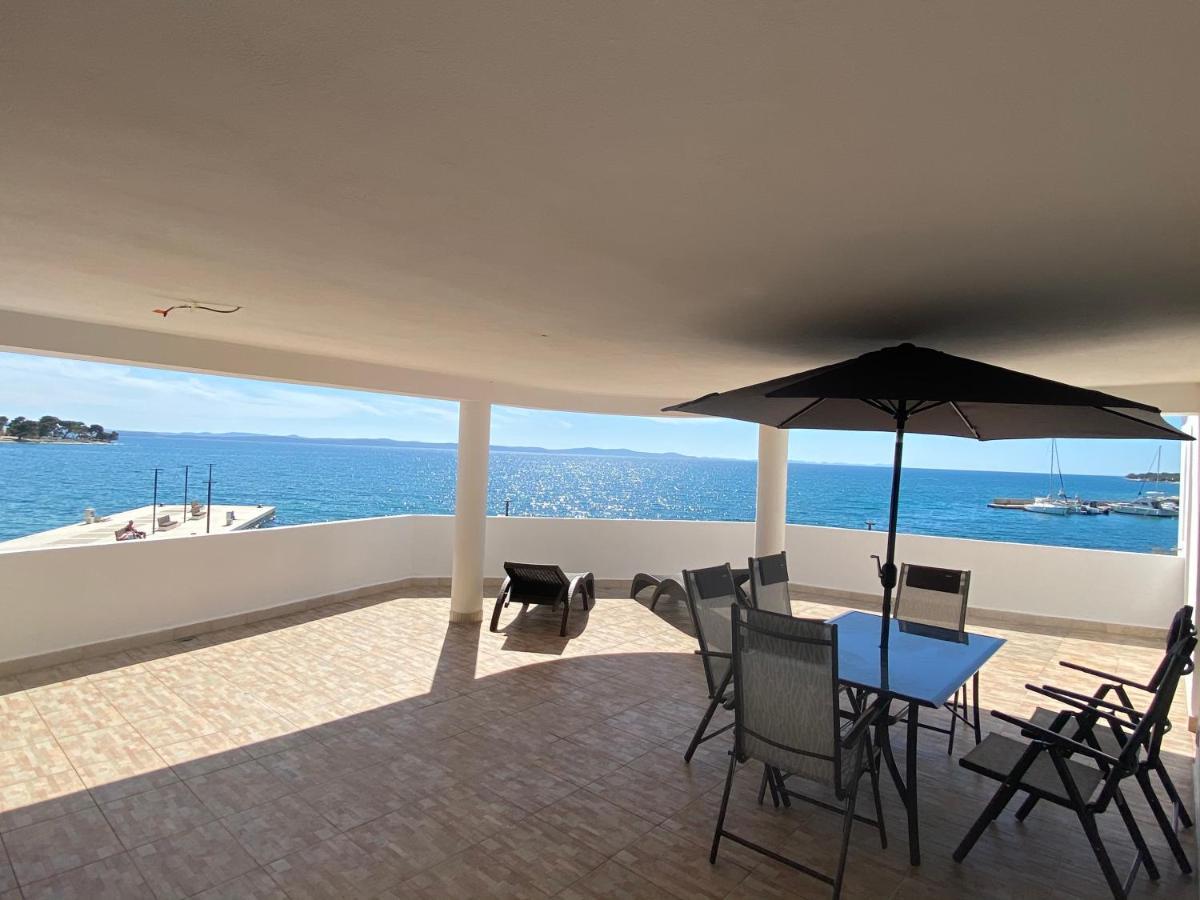 Villa Magia Sul Mare Петрчане Экстерьер фото