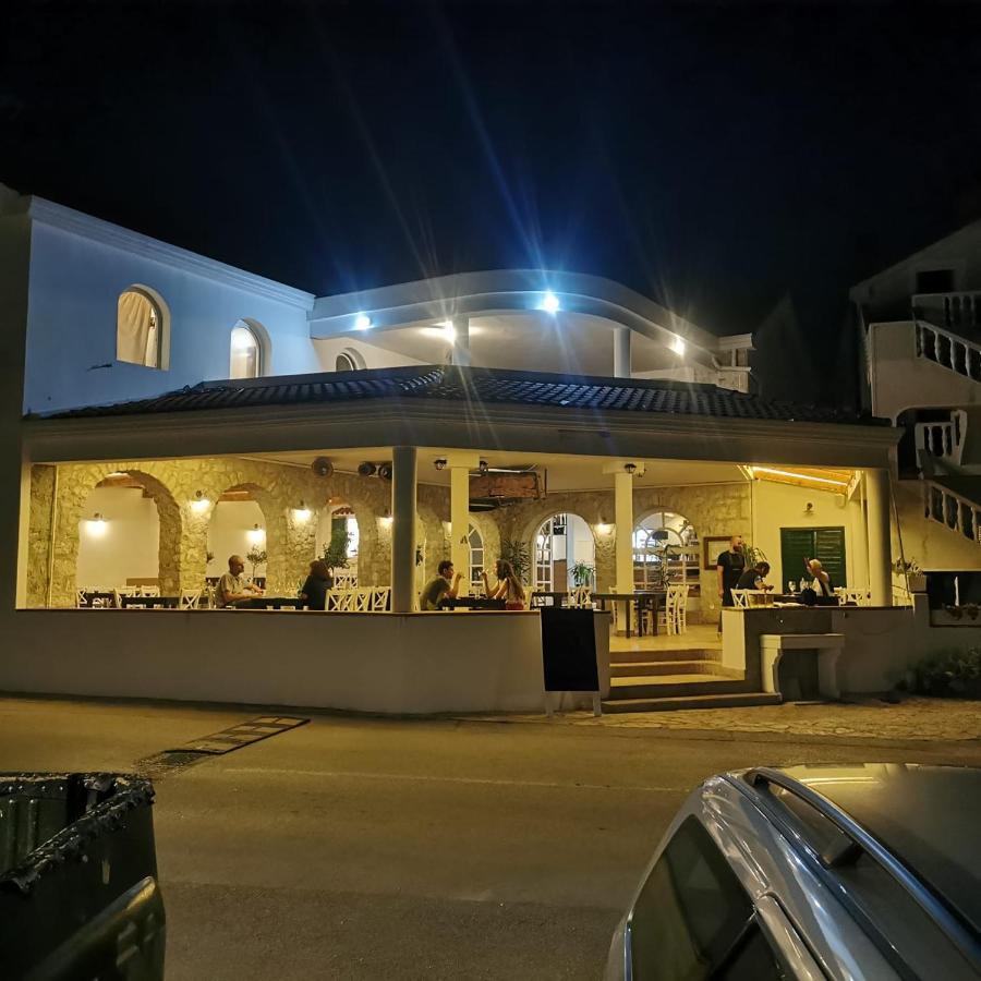 Villa Magia Sul Mare Петрчане Экстерьер фото