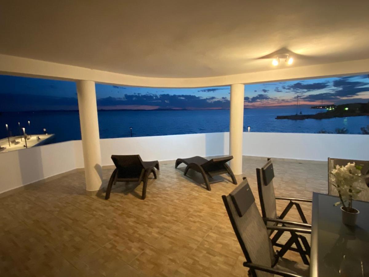 Villa Magia Sul Mare Петрчане Экстерьер фото